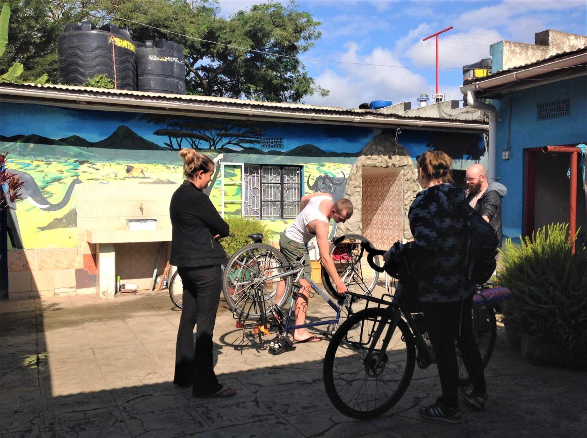 First Point Arusha Hostel Buitenkant foto